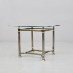 1342 9143 GLASS TABLE